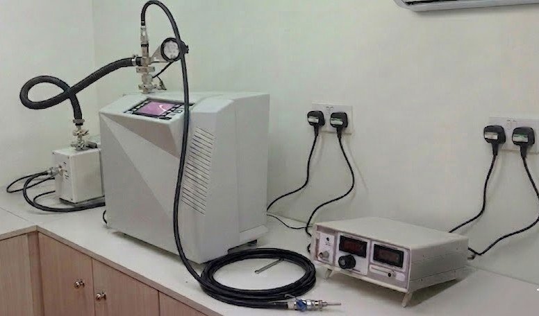 Helium leak testing